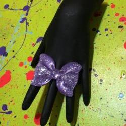 X L Bow Ring